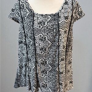 Just My Size Monochrome Patterned Blouse